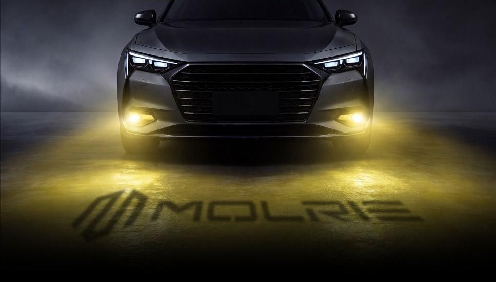 What-Are-the-Benefits-of-Yellow-Headlights-for-Driving-in-Snow-and-Fog